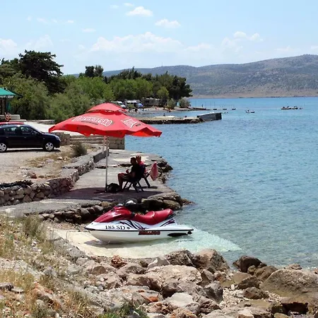 Triple Starigrad 17698f Affittacamere Starigrad Paklenica